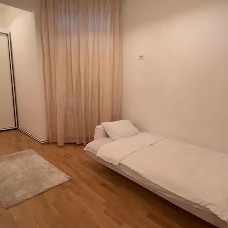 Jacuzzi Apartament Apartment