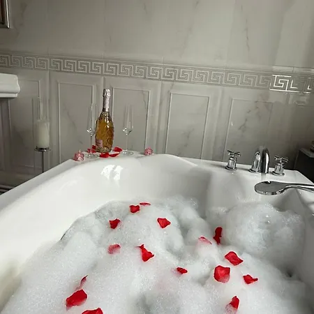Apartment Jacuzzi Apartament Timisoara